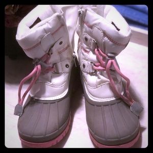 Girl’s White/Pink/Gray Snow Boots Barely Worn